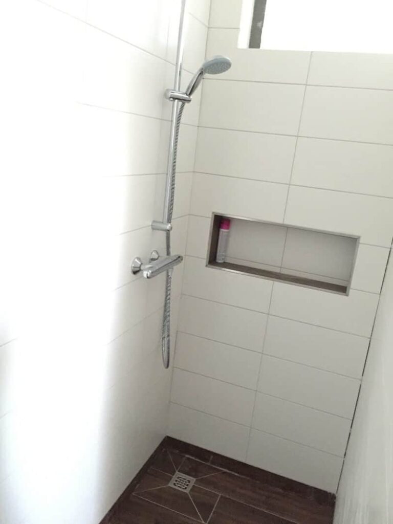 rohbau duschablage gefliest bild rohbau duschablage gefliest bild