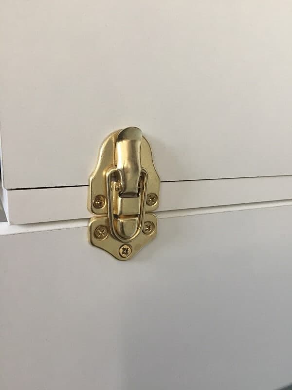 geschlossenes scharnier für kaninchenstallaufsatz geschlossenes scharnier für kaninchenstallaufsatz