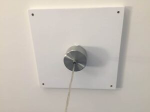 die diy deckenlampenhalterung ist festgeschraubt die diy deckenlampenhalterung ist festgeschraubt