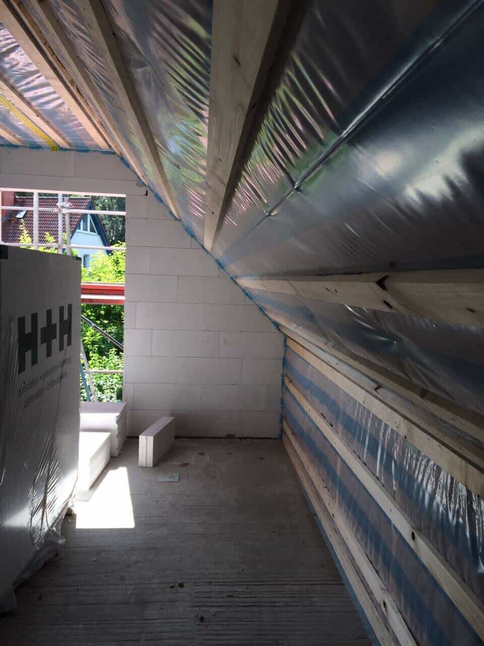 isolierung am dach mit folie und dämmung isolierung am dach mit folie und dämmung