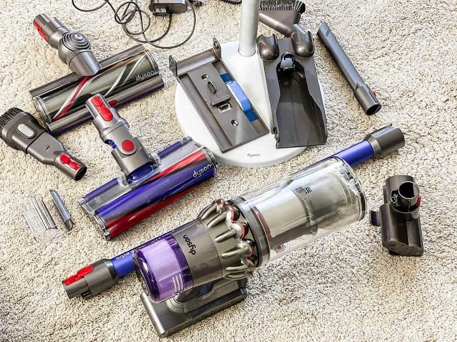 Dyson V11 Animal Plus mit Zubehör - Ich bin nach sechs Monaten im Einsatz super zufrieden