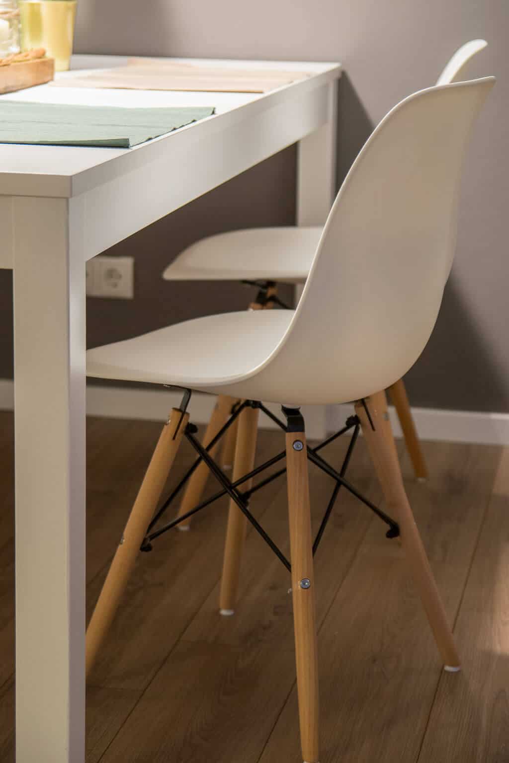 esszimmerstühle mit holzbeinen und plastikschale esszimmerstühle mit holzbeinen und plastikschale