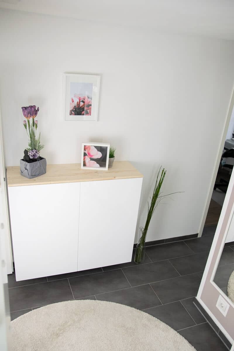 die küchenschränke von ikea eignen sich ideal als sideboard und spendieren uns viel stauraum im flur die küchenschränke von ikea eignen sich ideal als sideboard und spendieren uns viel stauraum im flur