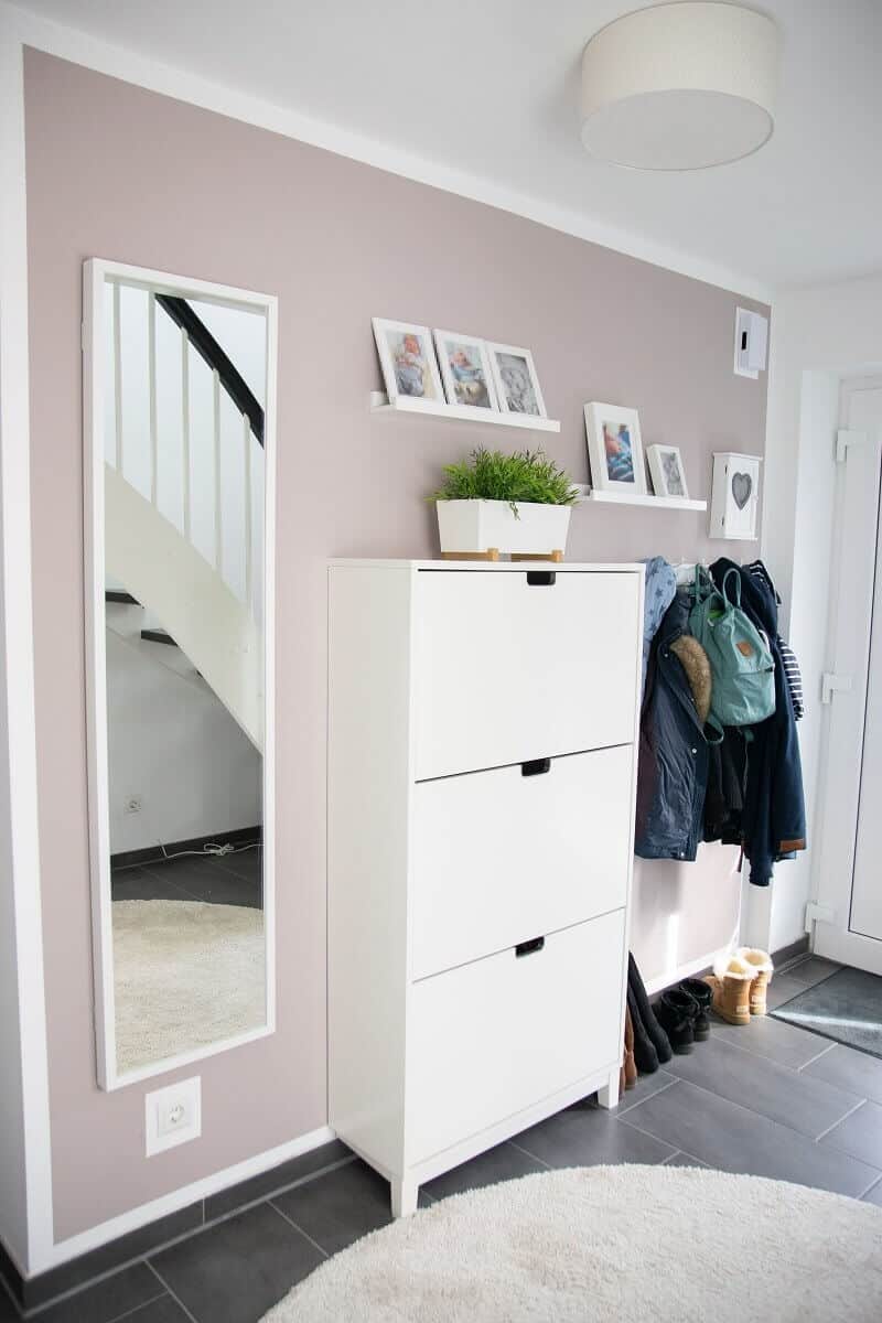 unser flur mit sideboard schuhschrank und garderobe unser flur mit sideboard schuhschrank und garderobe