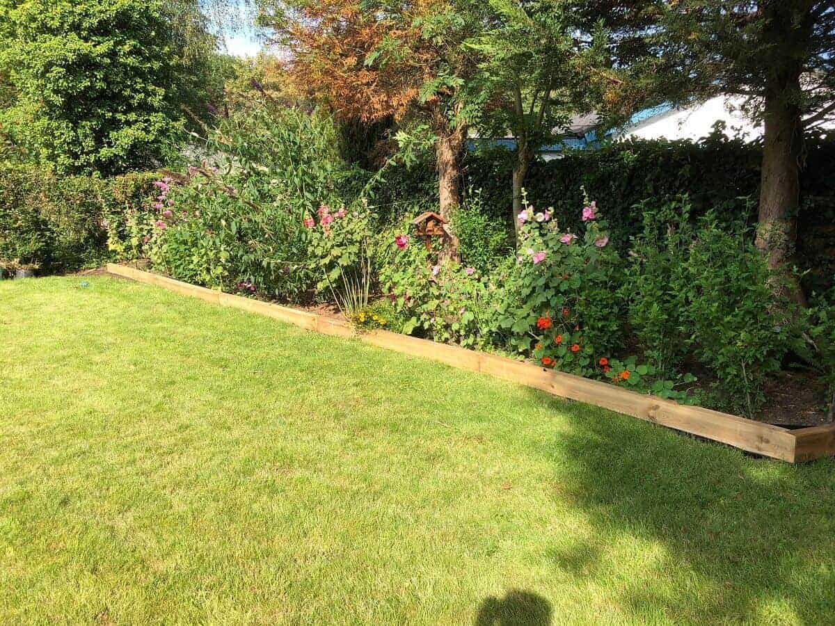 diy beeteinfassung holz wir haben mit gartenschwellen eine eigene beeteinfassung im garten gebaut diy beeteinfassung holz wir haben mit gartenschwellen eine eigene beeteinfassung im garten gebaut