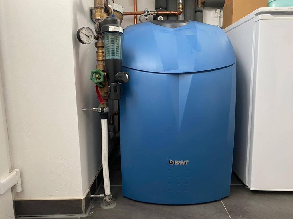 unsere wasserenthärtungsanlage im einfamilienhaus wir haben eine bwt duplex weichwasseranlage eingebaut
