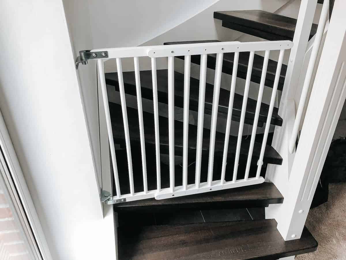 treppenschutzgitter einseitig befestigt wir sichern unsere innentreppe für unser erstes kind
