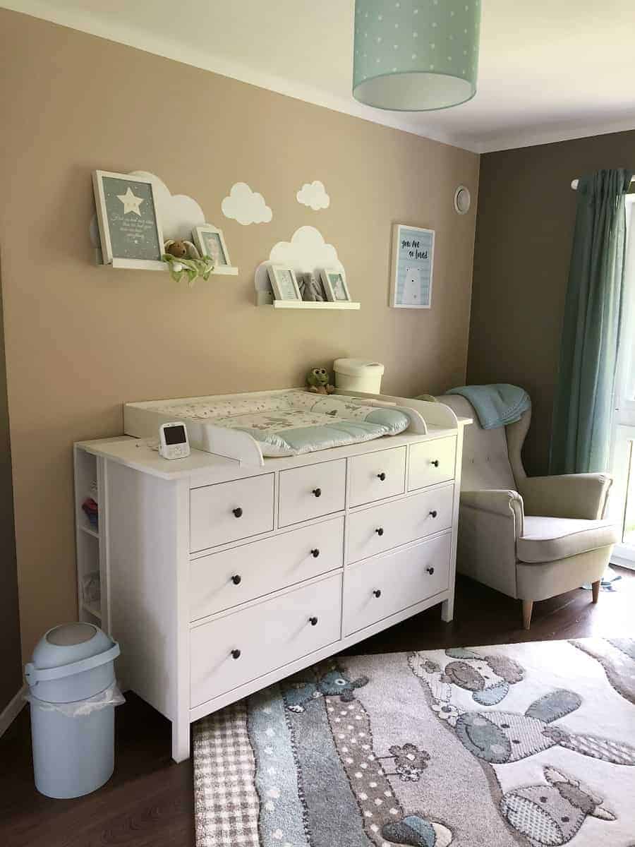 die lüftungsanlage äußert sich in den räumen nur durch zu oder abluftventile hier im kinderzimmer sieht man oben rechts das ventil die lüftungsanlage äußert sich in den räumen nur durch zu oder abluftventile hier im kinderzimmer sieht man oben rechts das ventil