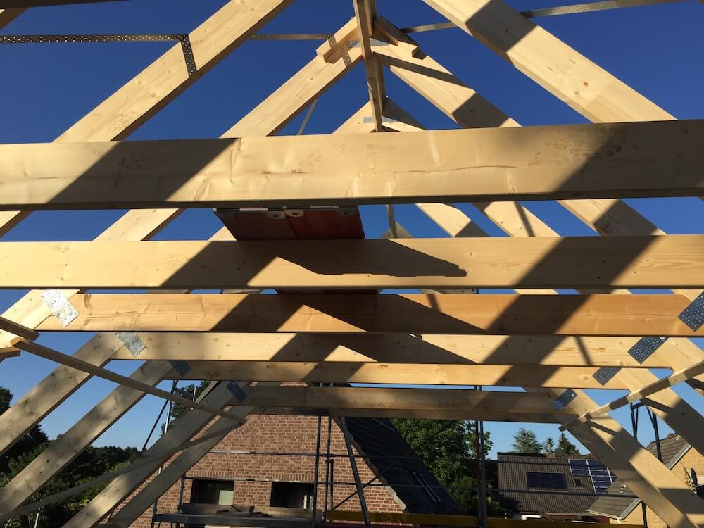 Dachstuhl Kosten - Was kosten die unterschiedlichen Holzarten