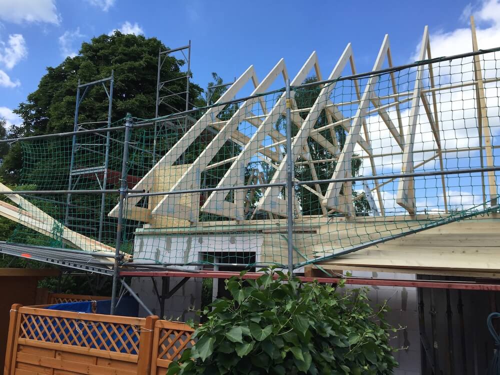 Dachstuhl ausbauen und anheben - worauf muss man dabei achten